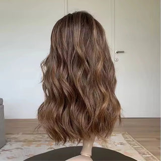 WDBY Beauty Luxury HD Lace Wig – Brunette Blonde Highlight Shoulder-Length Synthetic Wig